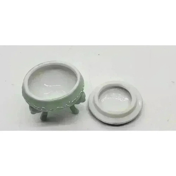 Vintage Jewelry Trinket Ring Gift Box Porcelain Hand Painted Moriage Trim - Picture 8 of 10